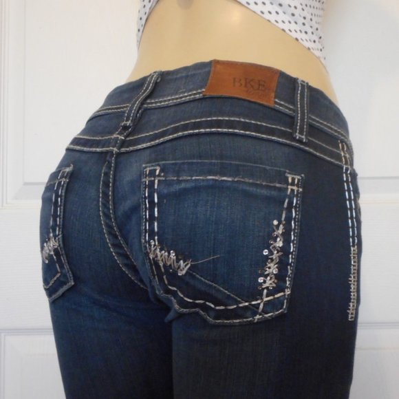 Buckle Denim - 🌸SOLD🌸 Buckle BKE Jeans Starlite Flare Size 28